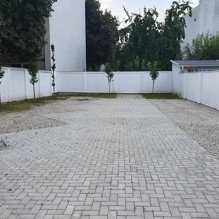 Ii Szentharomsag Resty * Szeged